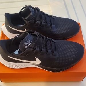 Nike Air Zoom Pegasus 37